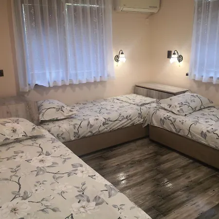 под ореха Pismenovo