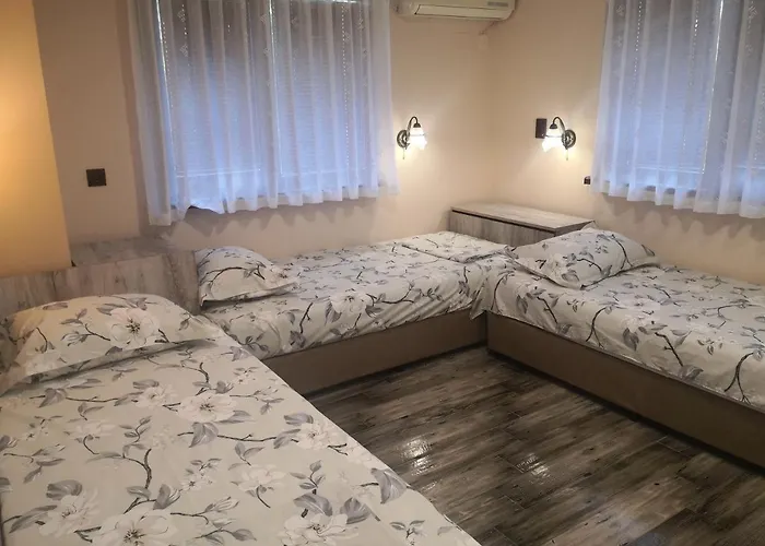 под ореха Pismenovo