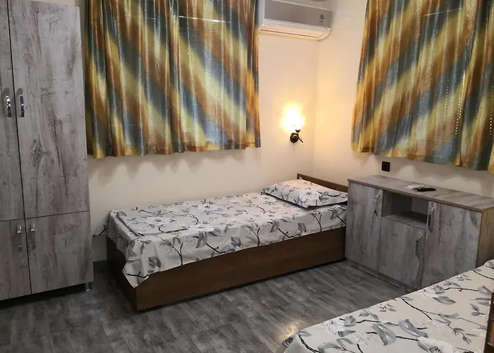 под ореха * Pismenovo