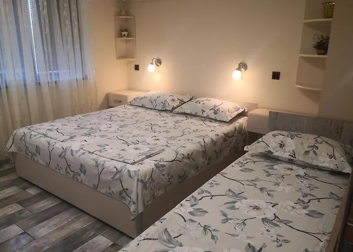 וילה под ореха *