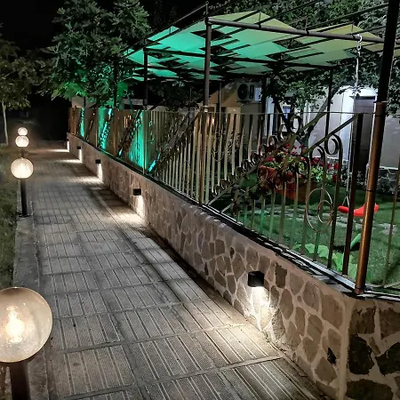 под ореха Villa