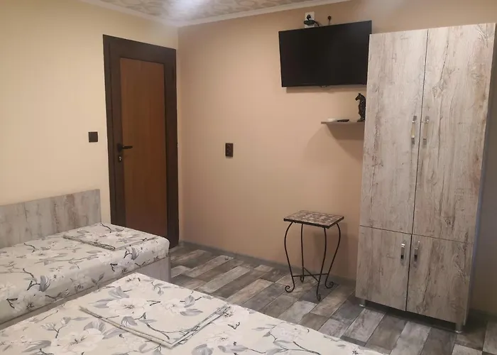 под ореха Villa *